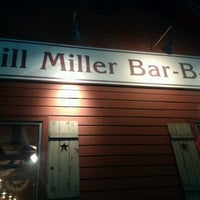 2/4/2017 tarihinde Ken D.ziyaretçi tarafından Bill Miller Bar-B-Q'de çekilen fotoğraf