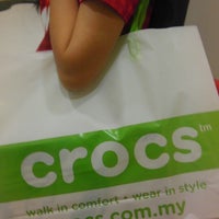 crocs sunway pyramid