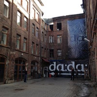 รูปภาพถ่ายที่ Dada Underground โดย Dimuan เมื่อ 4/20/2013