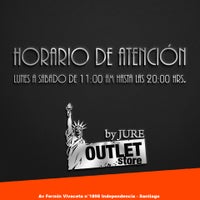 Foto scattata a Outlet Store by Jure da Outlet Store by Jure il 12/10/2013