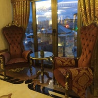 Foto diambil di Sheraton Ataköy Hotel Positive Spa oleh Senem Ç. pada 1/7/2016