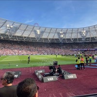 Photo taken at London Stadium by Mn9🍫 on 10/8/2023