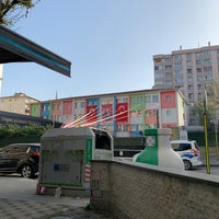 Photo taken at Şener Birsöz İlköğretim Okulu by 𝓨𝓾𝓷𝓾𝓼 on 4/24/2022