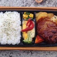 ファミリーマート 川西能勢口駅北店 川西市のコンビニ