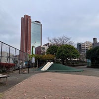 Photo taken at 世田谷区立 西太子堂公園 by Sheen on 12/6/2022