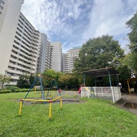 Photo taken at 晴海第一公園 by Sheen on 10/9/2023