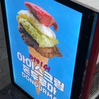 Foto diambil di Mr. Kebab Itaewon Halal Food oleh Aris T. pada 4/10/2019