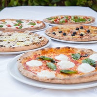 รูปภาพถ่ายที่ Green Dragon da Nino - Ristorante Pizzeria โดย Green Dragon da Nino - Ristorante Pizzeria เมื่อ 4/19/2015