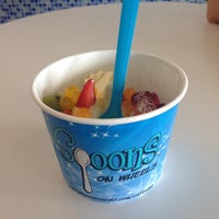 5/20/2014에 Jordan K.님이 Spoons Yogurt - Central Station에서 찍은 사진
