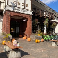 Photo taken at Niseko Station by 町 屋 on 10/25/2023