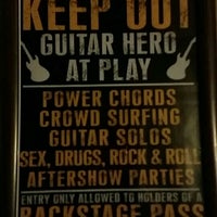 Foto tirada no(a) Fairplay Playstation-Guitar Hero Cafe Bakırköy por ilknur i. em 11/22/2015