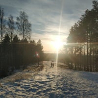 Photo taken at Paloheinän mäki by mika m. on 12/25/2022