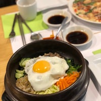 Photo taken at Bonjuk&amp;amp;LunchBox Korean well-being food by Julie B. on 9/25/2020