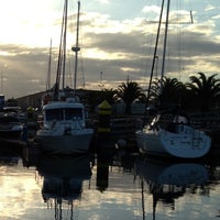 รูปภาพถ่ายที่ Puerto Deportivo Marina Del Cantabrico โดย Vicente A. เมื่อ 10/13/2013