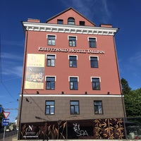 Photo taken at Kreutzwald Hotel Tallinn by Simónir G. on 6/1/2018