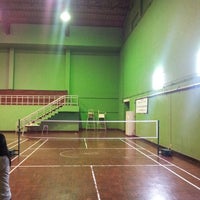 Photo taken at cat  badminton  court by Dao P. on 4/2/2013