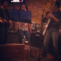 Foto tirada no(a) Rings Grill &amp;amp; Bar por DellMy em 7/28/2013