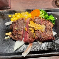 Photo taken at Ikinari Steak by Tony Y. on 12/24/2021