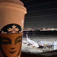 Photo taken at Starbucks by mimizun💮 on 3/31/2023