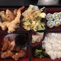 Photo taken at Hashi Sushi by Aya Z. on 11/14/2015