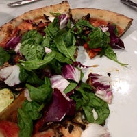 6/18/2016 tarihinde Natalie T.ziyaretçi tarafından Bocce Pizzeria'de çekilen fotoğraf