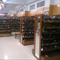 Review Toko Sepatu Canada