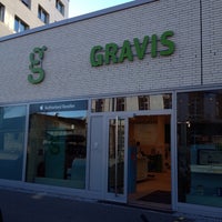 Photo taken at GRAVIS by Heike D. on 2/12/2014