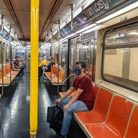 Photo taken at MTA Subway - Rector St (R/W) by Kim B. on 9/23/2021