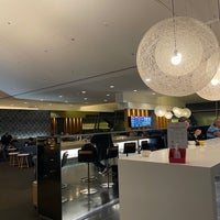 Photo taken at Qantas Domestic Business Lounge by Tammy C. on 6/27/2022