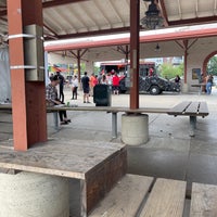 Das Foto wurde bei West Allis Farmers Market von Nicole H. am 8/19/2022 aufgenommen