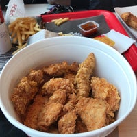 Photo prise au KFC par Gaya C. le7/23/2017