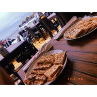 รูปภาพถ่ายที่ Çakir Cafe &amp;amp; Bar &amp;amp; Restaurant โดย Zeynep 🍓 เมื่อ 5/30/2019