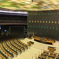 รูปภาพถ่ายที่ Câmara dos Deputados โดย Jairo S. เมื่อ 9/23/2022