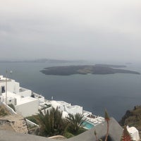 Foto scattata a Sophia Luxury Suites Santorini da Vangie il 4/29/2022