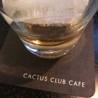 Das Foto wurde bei Cactus Club Cafe von Spencer S. am 11/18/2016 aufgenommen