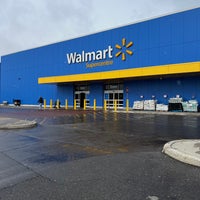 รูปภาพถ่ายที่ Walmart โดย Spencer S. เมื่อ 3/19/2024