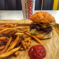 Photo taken at MOOYAH Burgers, Fries &amp;amp; Shakes by Spencer S. on 6/16/2016