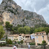 Photo taken at Moustiers-Sainte-Marie by Simon D. on 9/10/2020