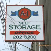 Das Foto wurde bei A-1 Self Storage LLC von A-1 Self Storage LLC am 6/2/2014 aufgenommen