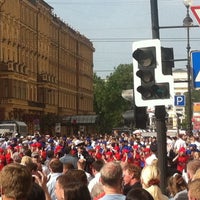 Photo taken at Флэш Моб &amp;quot; Танцующий Невский&amp;quot; by Танюша Б. on 5/25/2014