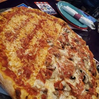 Photo taken at Linwood Inn Taphouse and Pizza by Tanya T. on 8/26/2022