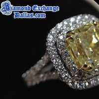Foto diambil di Diamond Exchange Dallas oleh Diamond Exchange Dallas pada 10/17/2013