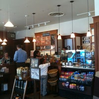 7/11/2013에 Stu R.님이 Peet&amp;#39;s Coffee &amp;amp; Tea에서 찍은 사진