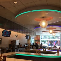 Foto scattata a The Peacock Loop Diner da Brandon E. il 5/29/2017