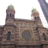 รูปภาพถ่ายที่ Central Synagogue โดย Daniel K. เมื่อ 6/19/2013
