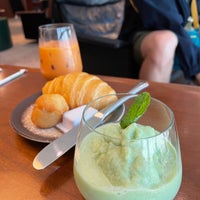 Photo taken at Cathay Pacific First and Business Class Lounge by 宇狗 H. on 11/20/2023