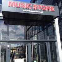Photo taken at MUSIC STORE professional by Nordbergh on 4/4/2015
