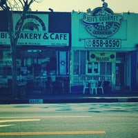 Photo taken at Pico Blvd &amp;amp; Robertson Blvd by Rabbi Yonah B. on 3/18/2014