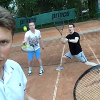 Photo taken at Теннисный клуб «На Ленинском» | Школа тенниса «Триумф» by Igor G. on 5/23/2018
