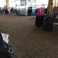 Photo taken at Gate C32 by George J. on 11/17/2017